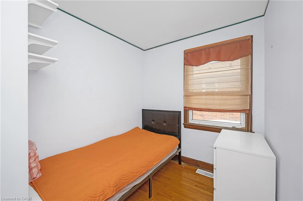 676 Upper Wentworth Street, Hamilton, ON - Indoor Photo Showing Laundry Room