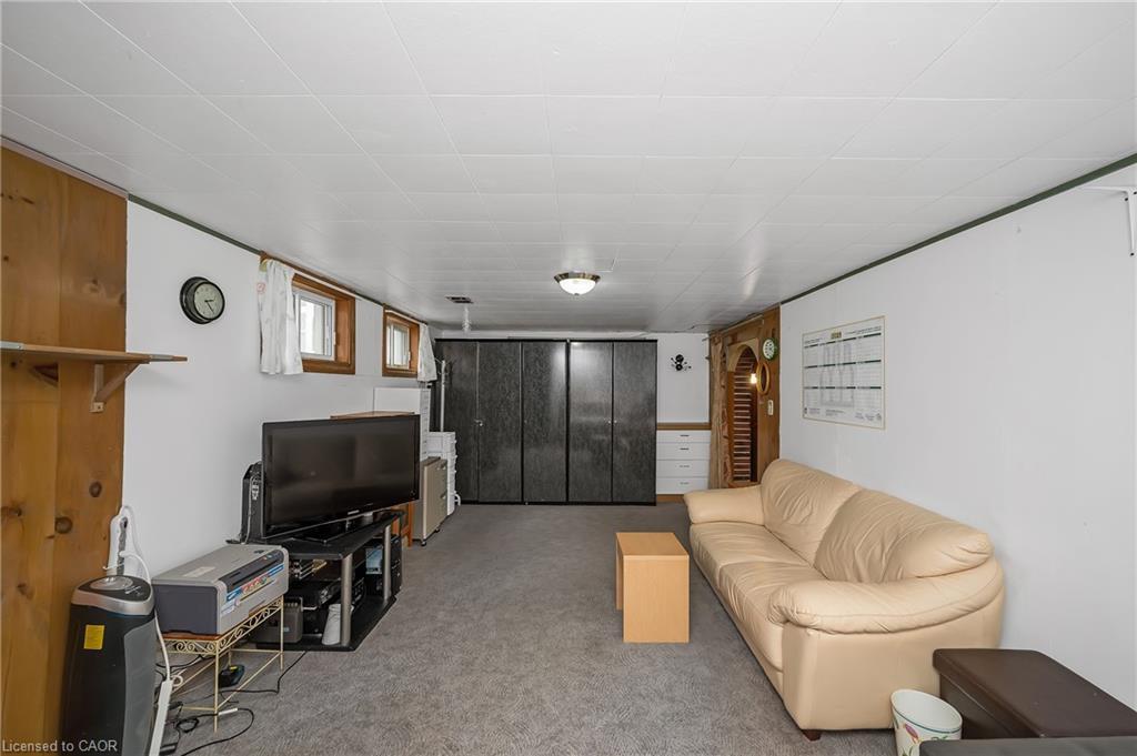 676 Upper Wentworth Street, Hamilton, ON - Indoor