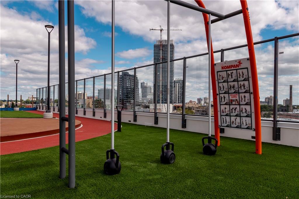 3307-25 Wellington Street S, Kitchener, ON - Indoor