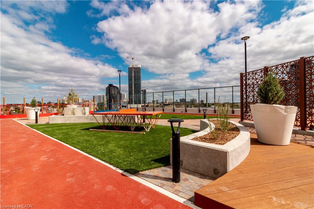 3307-25 Wellington Street S, Kitchener, ON - Outdoor With View