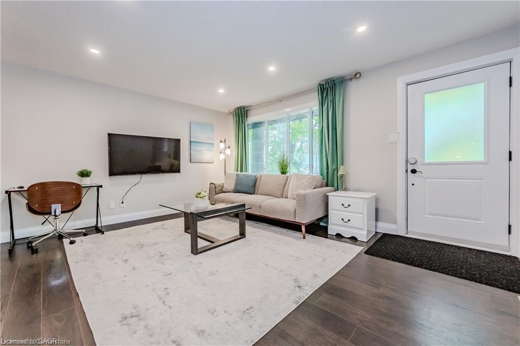 23 Mcdougall Road, Waterloo, ON - Indoor