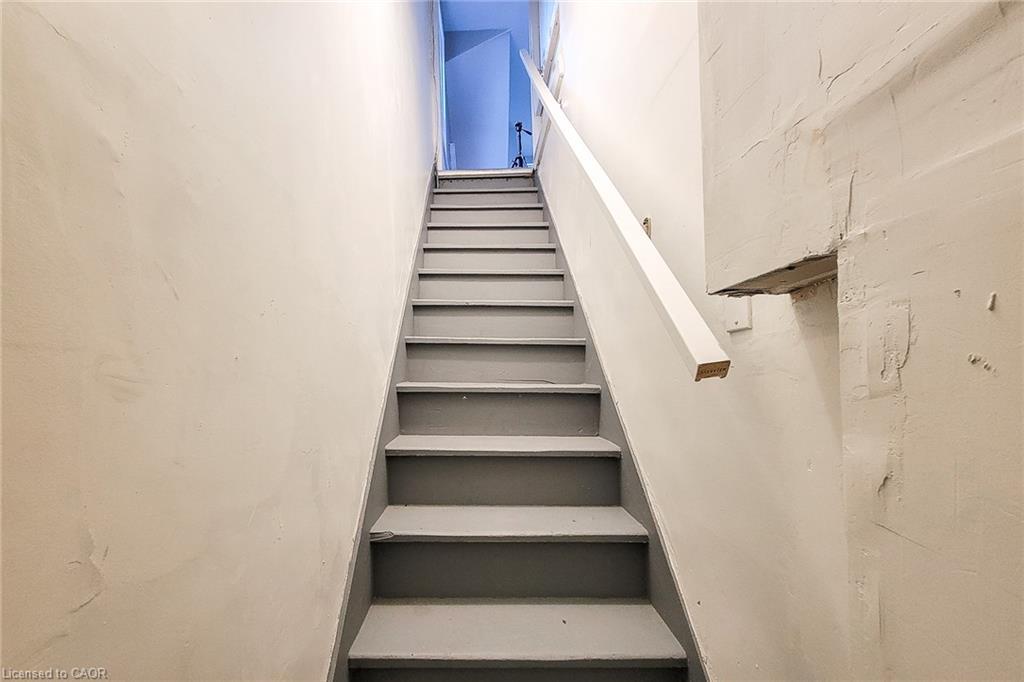 76 Wellington Street S, Hamilton, ON