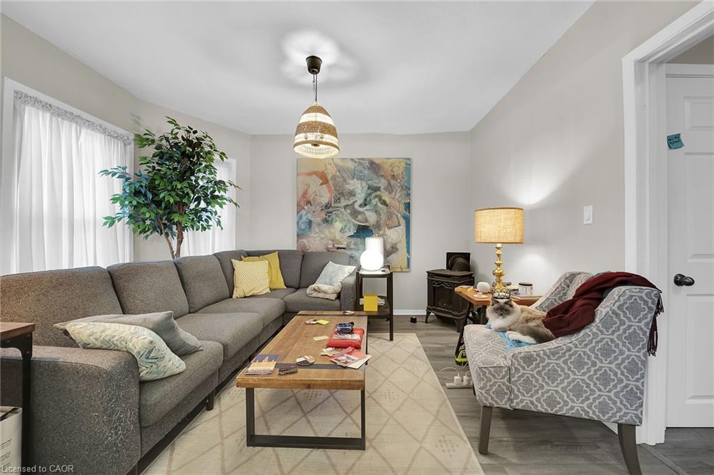 76 Wellington Street S, Hamilton, ON