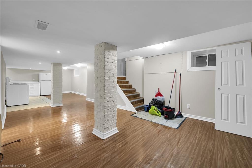 76 Wellington Street S, Hamilton, ON