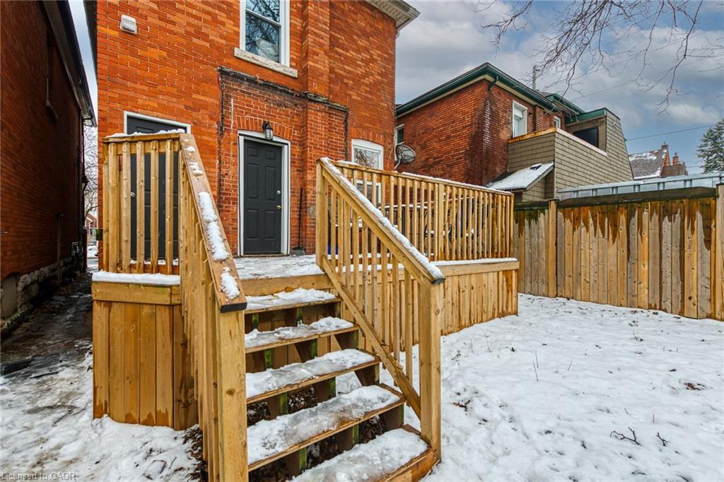 76 Wellington Street S, Hamilton, ON