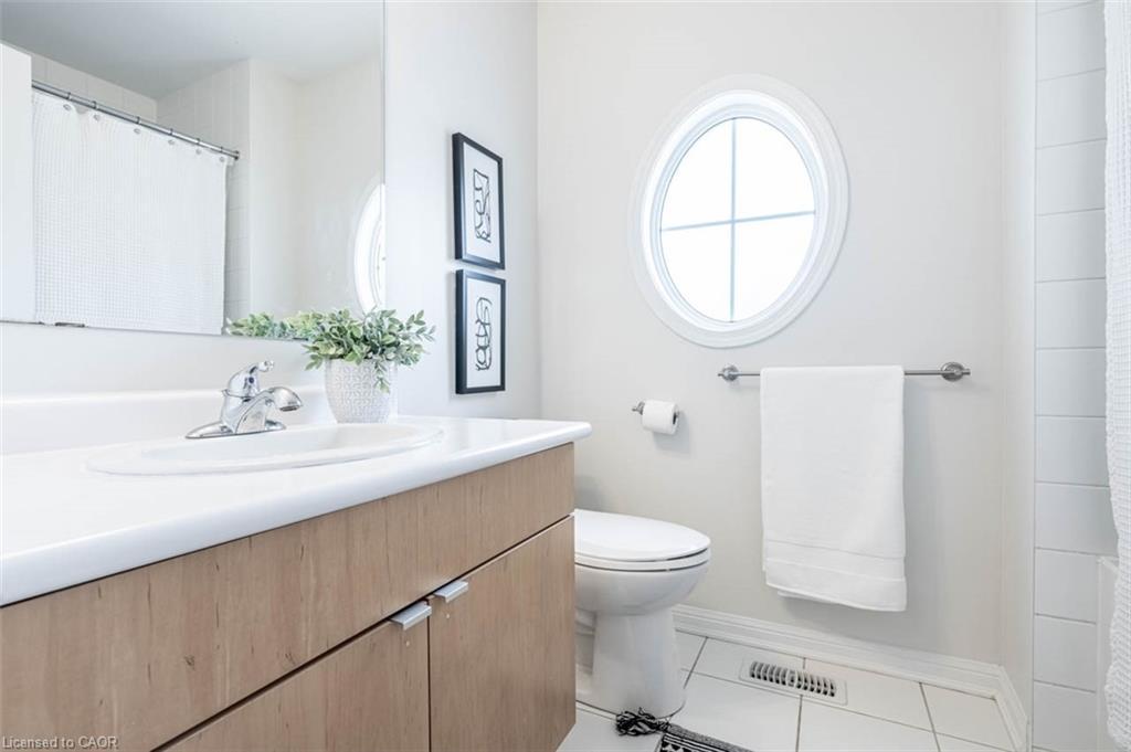 Upper-259 Higginbotham Crescent, Milton, ON - Indoor Photo Showing Bathroom
