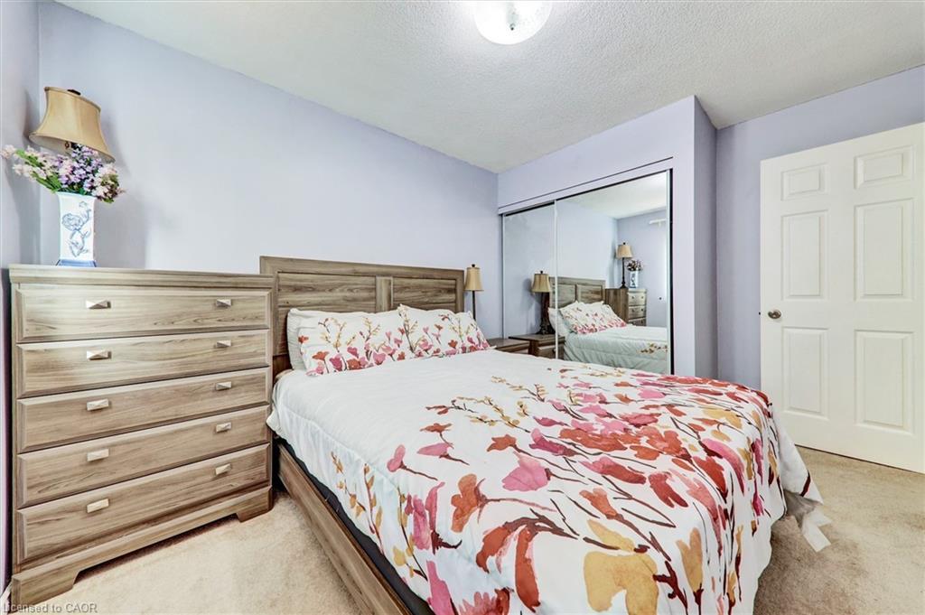 16 Candler Court, Clarington, ON - Indoor Photo Showing Bedroom