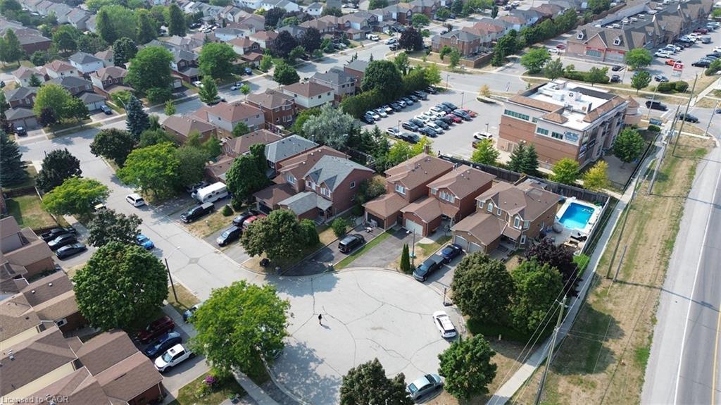 16 Candler Court, Clarington, ON - Outdoor With View