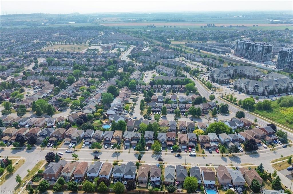 16 Candler Court, Clarington, ON - Outdoor With View