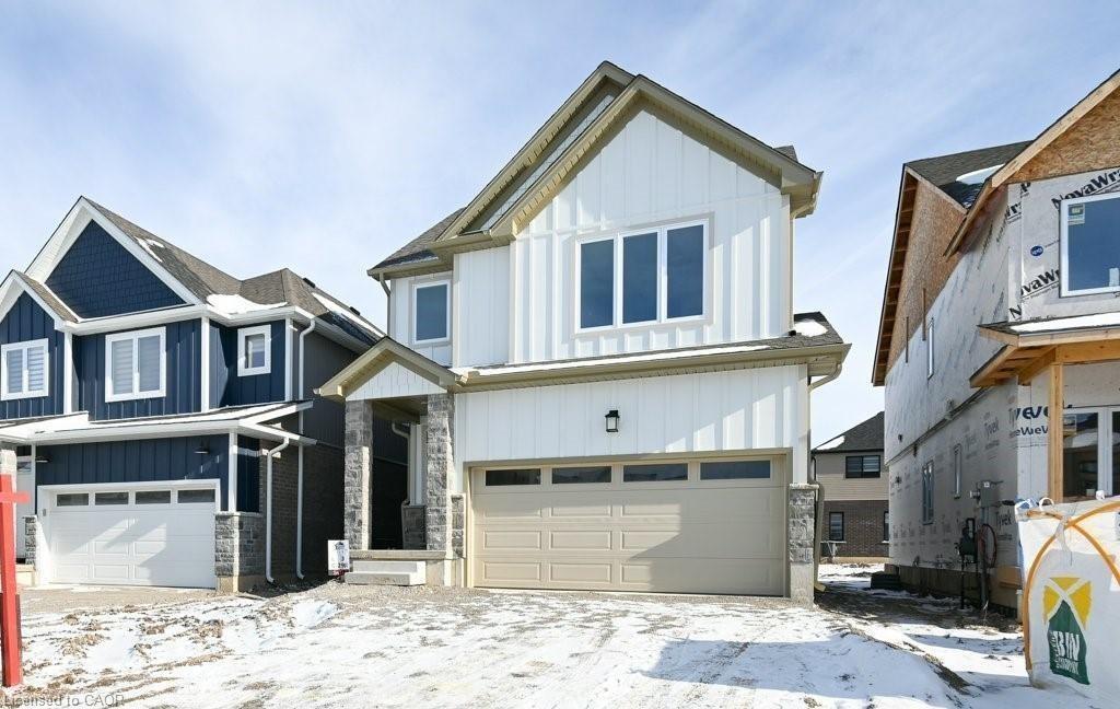 2961 Turner Crescent, London, ON - Outdoor With Facade