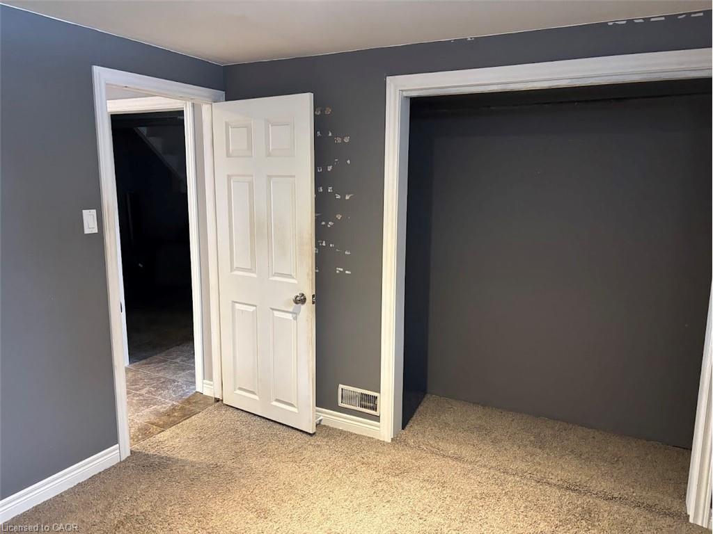 39 Evelyn Street, Brantford, ON - Indoor