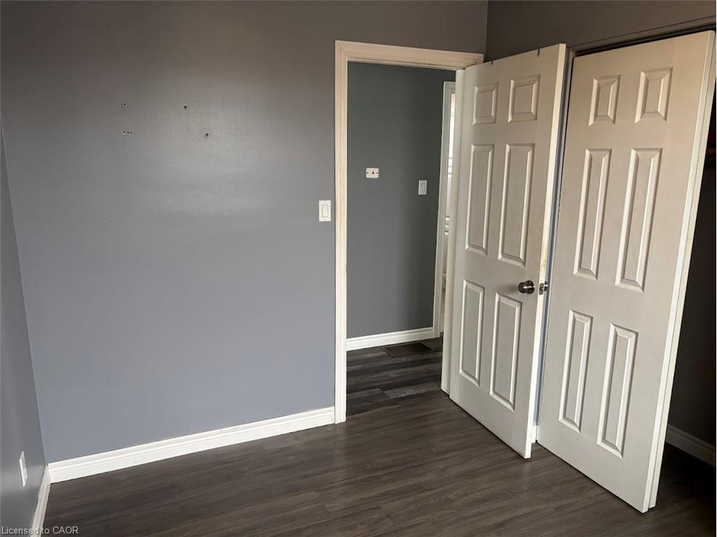 39 Evelyn Street, Brantford, ON - Indoor Photo Showing Other Room