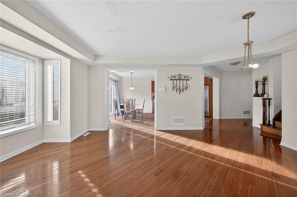 3175 Bunkerhill Place, Burlington, ON - Indoor Photo Showing Other Room