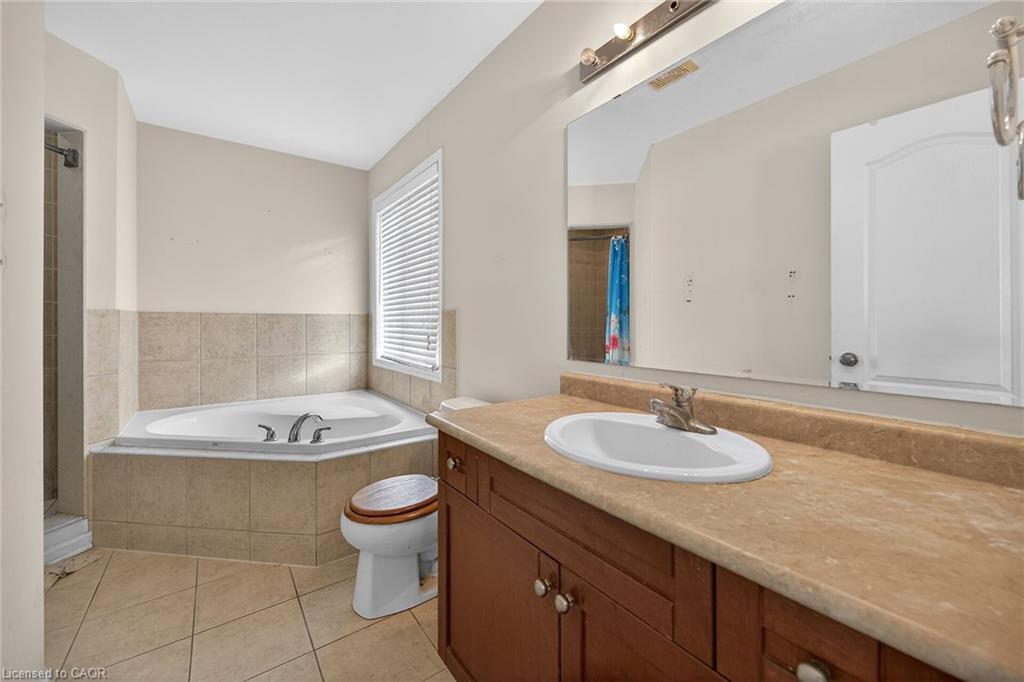 3175 Bunkerhill Place, Burlington, ON - Indoor Photo Showing Bathroom