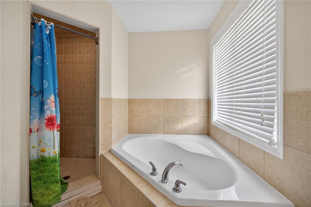 3175 Bunkerhill Place, Burlington, ON - Indoor Photo Showing Bathroom