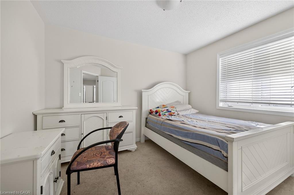 3175 Bunkerhill Place, Burlington, ON - Indoor Photo Showing Bedroom