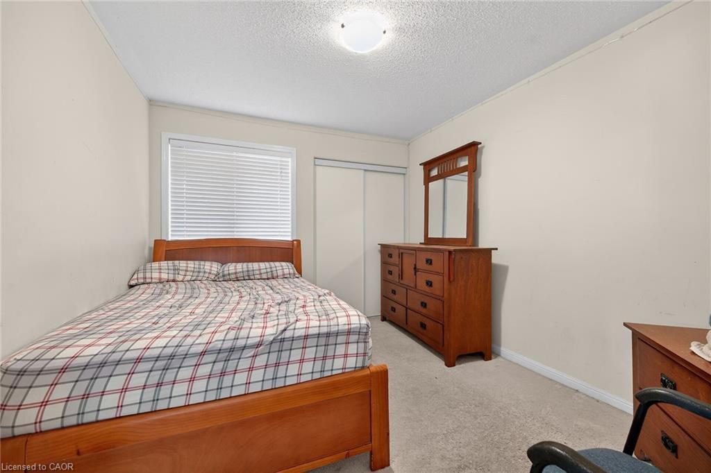3175 Bunkerhill Place, Burlington, ON - Indoor Photo Showing Bedroom