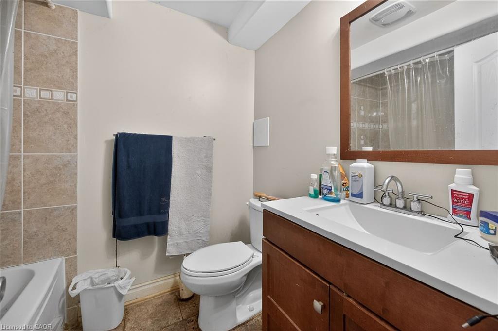 3175 Bunkerhill Place, Burlington, ON - Indoor Photo Showing Bathroom