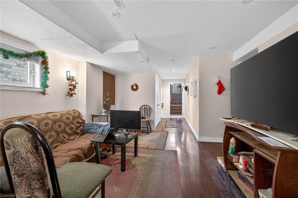 3175 Bunkerhill Place, Burlington, ON - Indoor Photo Showing Other Room