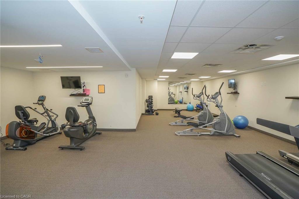 107-7 Kay Crescent, Guelph, ON - Indoor Photo Showing Gym Room