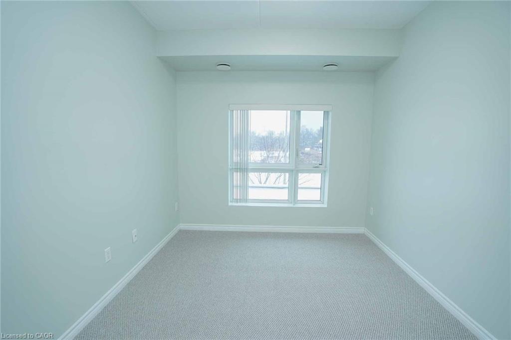 107-7 Kay Crescent, Guelph, ON - Indoor Photo Showing Other Room