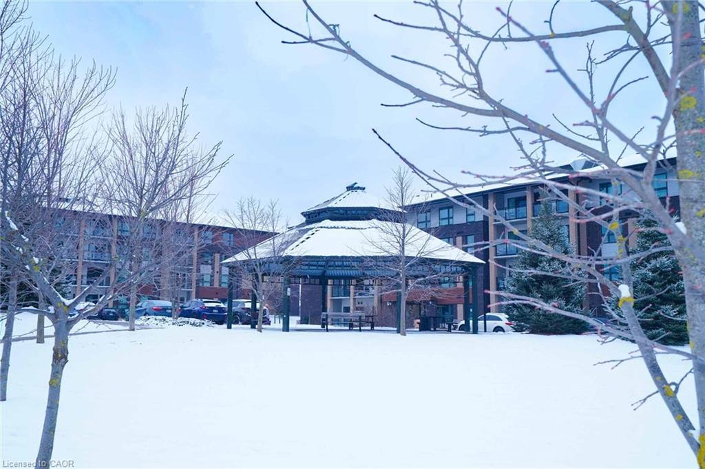 107-7 Kay Crescent, Guelph, ON - Outdoor