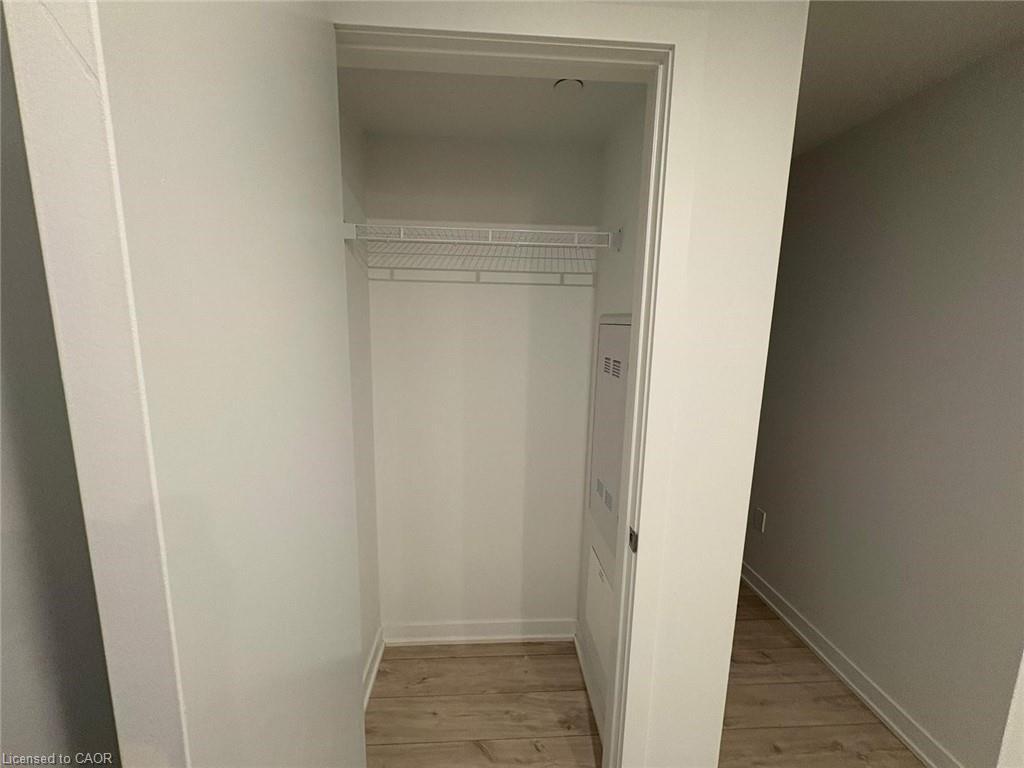 207-720 Whitlock Avenue, Milton, ON - Indoor