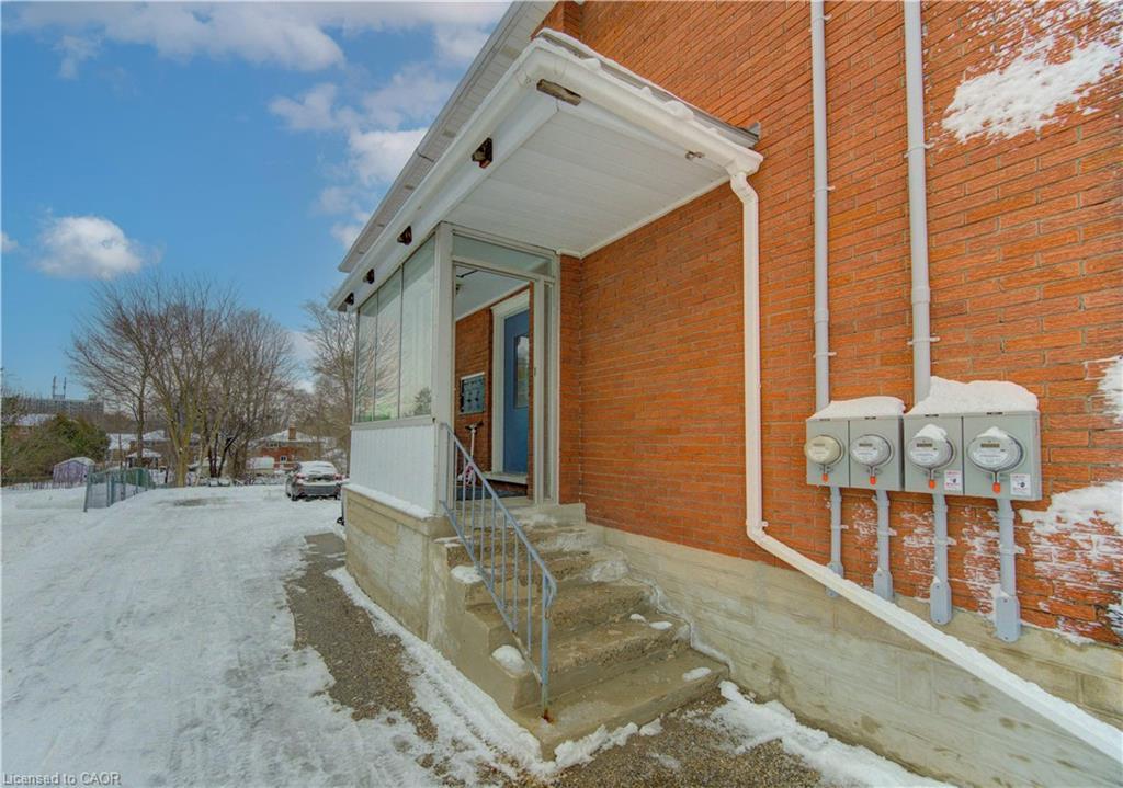 196 Allen Street E, Waterloo, ON