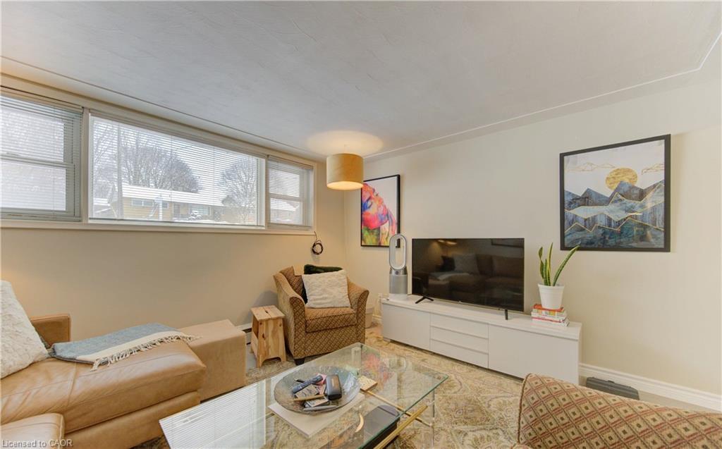 196 Allen Street E, Waterloo, ON