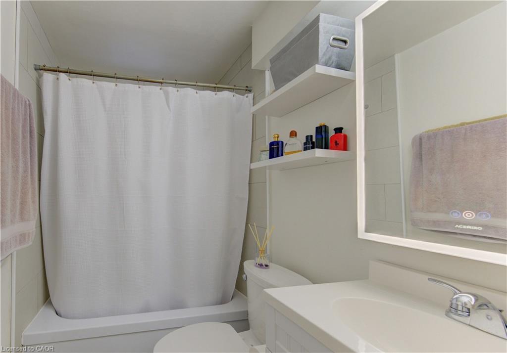 196 Allen Street E, Waterloo, ON