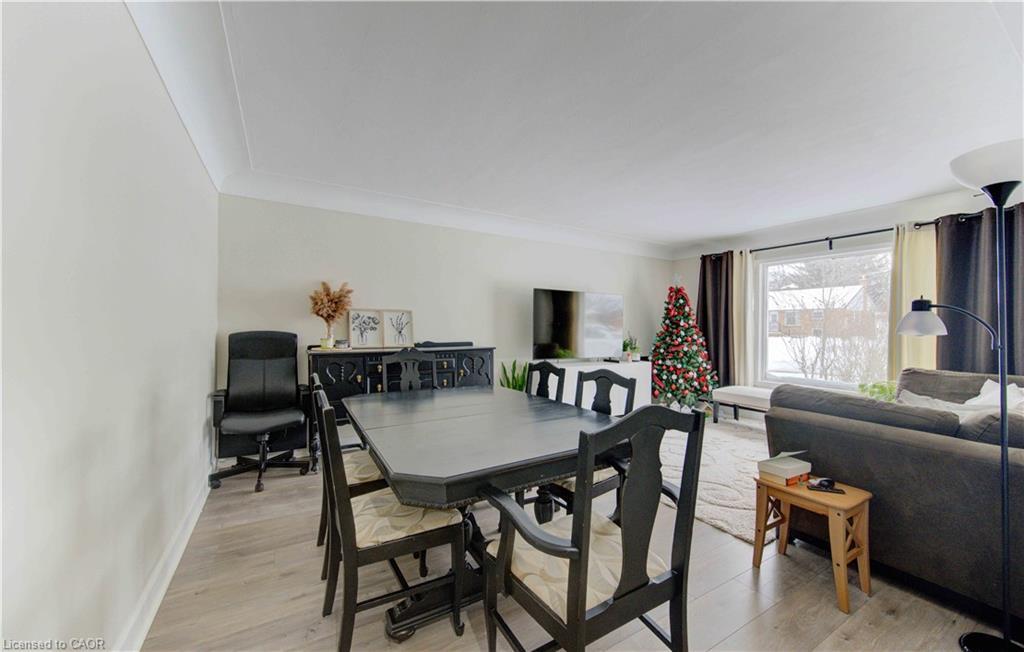 196 Allen Street E, Waterloo, ON