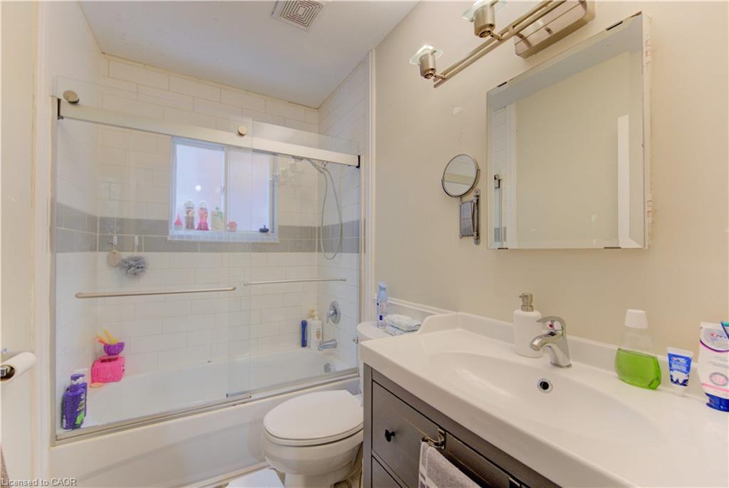 196 Allen Street E, Waterloo, ON