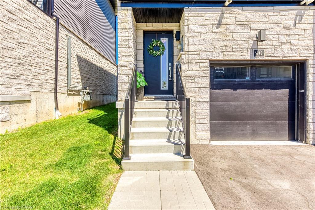 90-51 Sparrow Avenue, Cambridge, ON - Outdoor