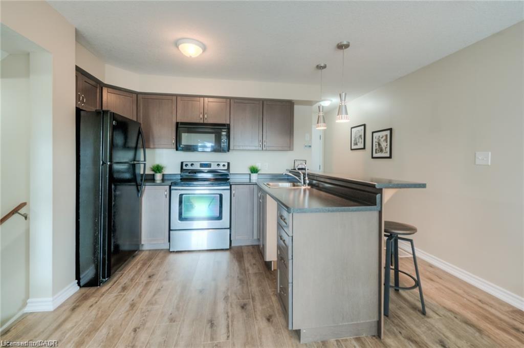 A-750 Bleams Road, Kitchener, ON - Indoor Photo Showing Kitchen