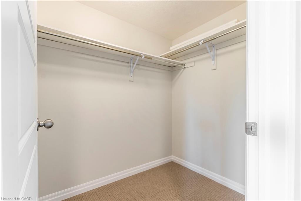 17-290 Barton Street W, Hamilton, ON - Indoor With Storage