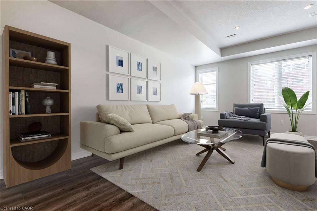 17-290 Barton Street W, Hamilton, ON - Indoor Photo Showing Living Room