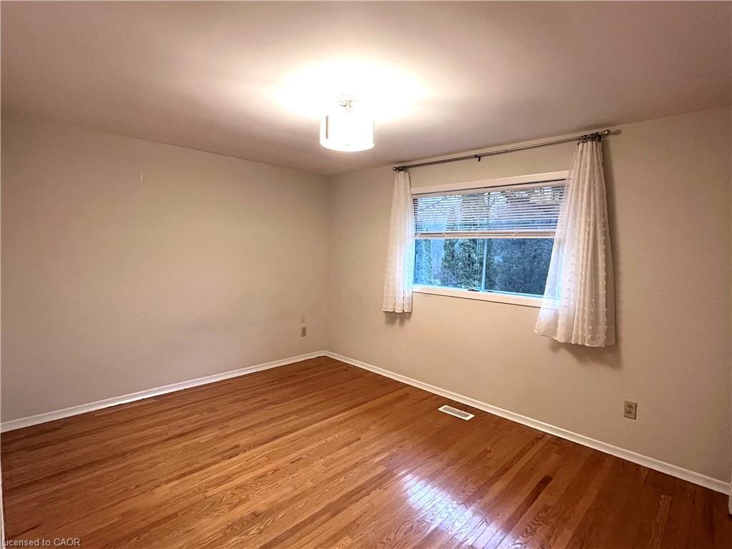 243 Appleby Line, Burlington, ON - Indoor Photo Showing Other Room