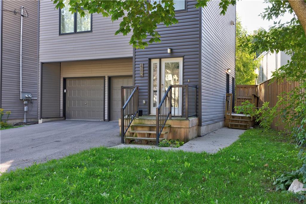 Basement-519 Duke Street W, Kitchener, ON - Outdoor