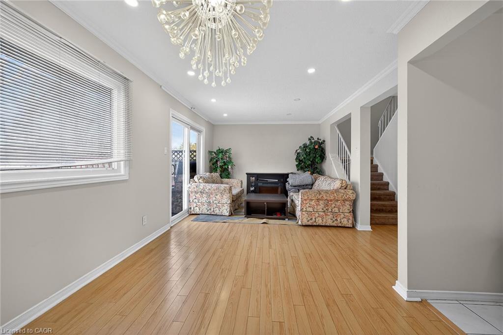 19 Hindquarter Crescent, Brampton, ON - Indoor