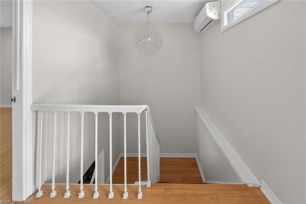 19 Hindquarter Crescent, Brampton, ON - Indoor Photo Showing Other Room