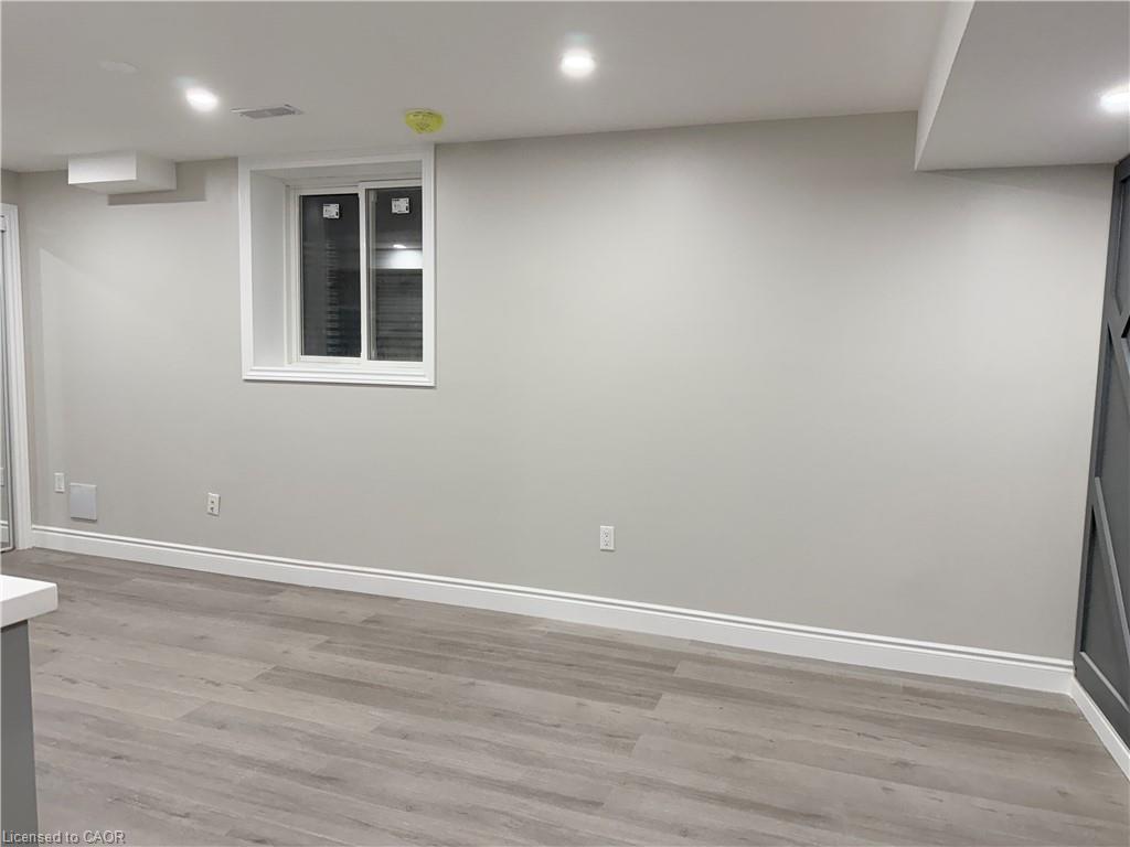 728 Robert Ferrie Drive, Kitchener, ON - Indoor