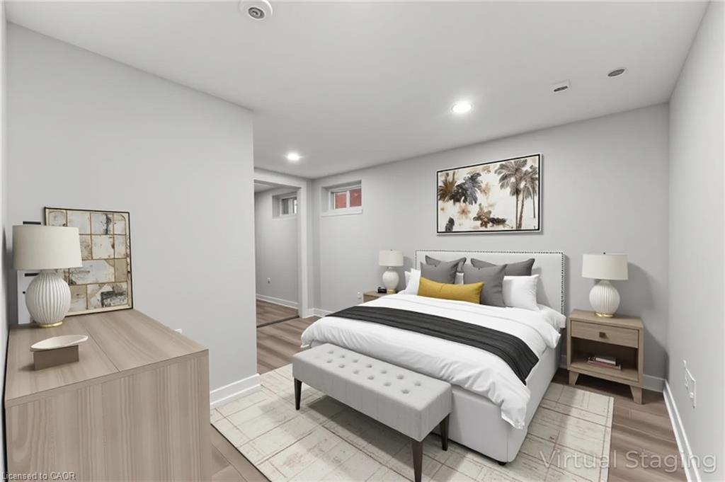 B-25 Castlefield Drive, Hamilton, ON - Indoor Photo Showing Bedroom