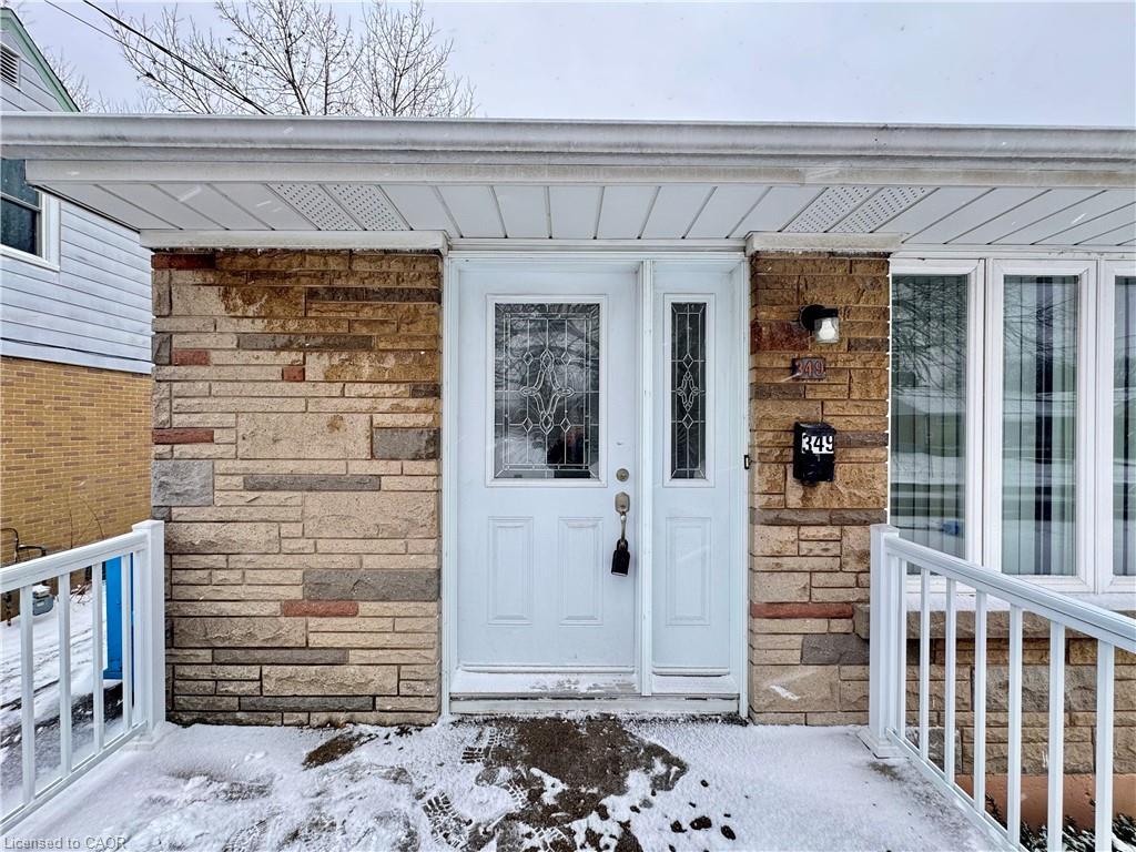 349 Whitney Avenue, Hamilton, ON - Outdoor With Exterior