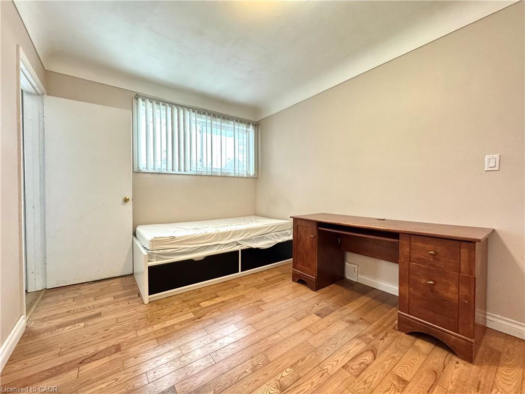 349 Whitney Avenue, Hamilton, ON - Indoor