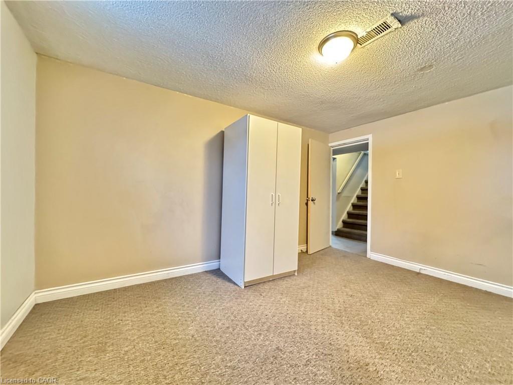 349 Whitney Avenue, Hamilton, ON - Indoor Photo Showing Other Room