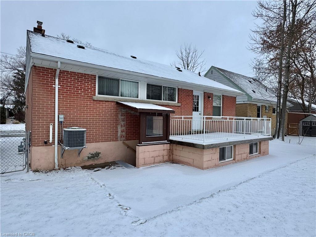 349 Whitney Avenue, Hamilton, ON - Outdoor With Deck Patio Veranda With Exterior