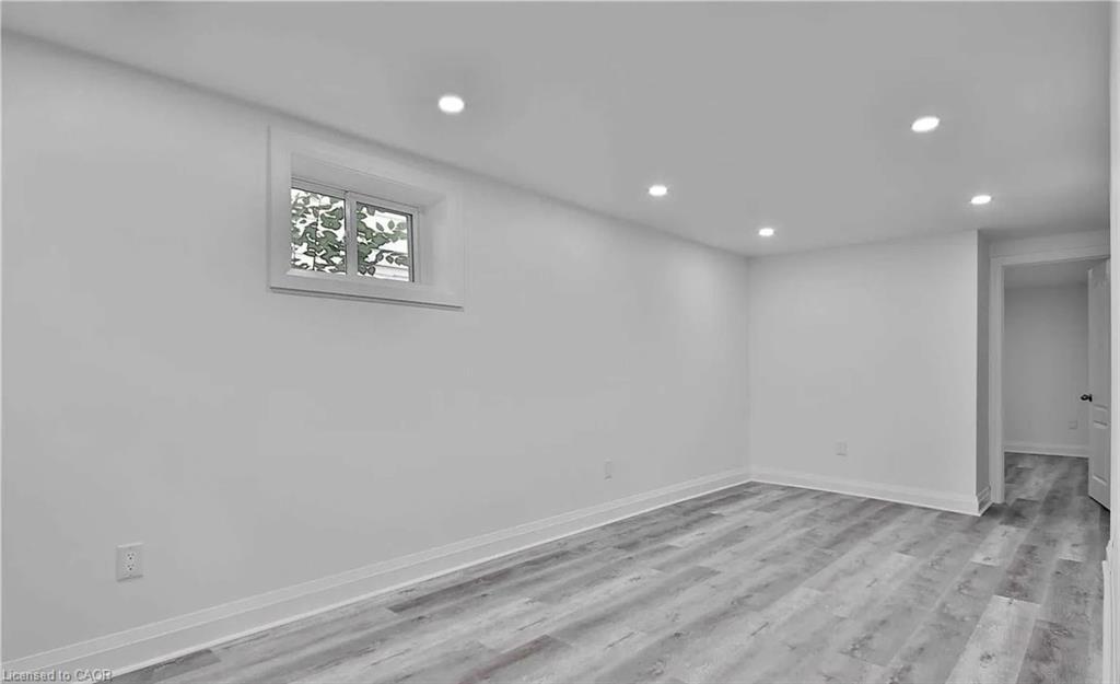 549 Waterloo Street, Hamilton, ON - Indoor Photo Showing Other Room