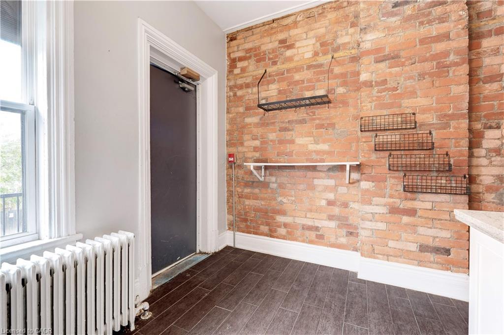 13-477 King Street E, Hamilton, ON - Indoor Photo Showing Other Room