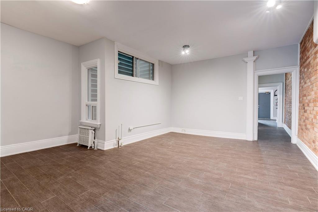 13-477 King Street E, Hamilton, ON - Indoor Photo Showing Other Room