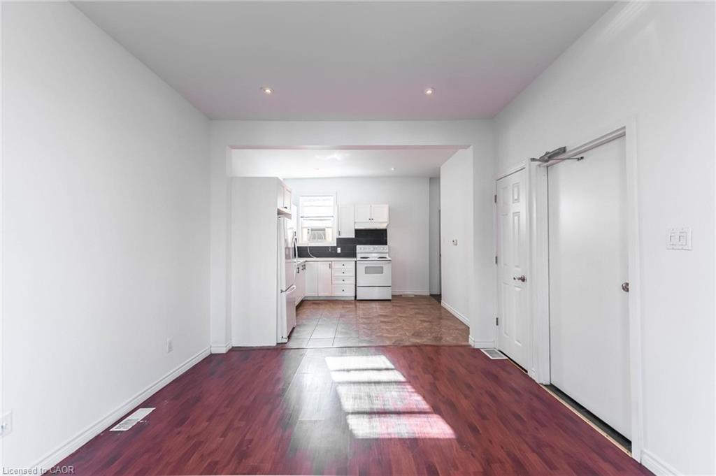 1-265 Main Street W, Hamilton, ON - Indoor Photo Showing Other Room